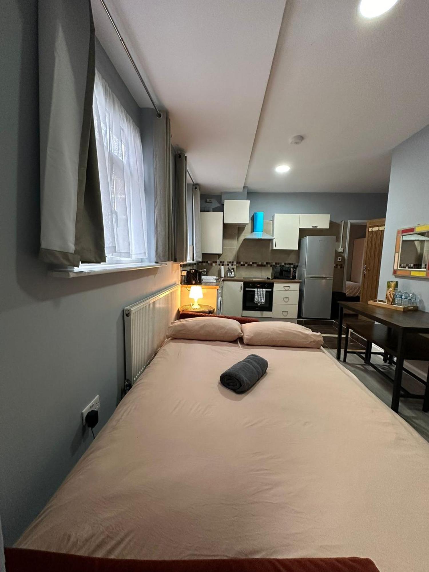 Central London - Ground Floor 2 Bedrooms Apartment Εξωτερικό φωτογραφία