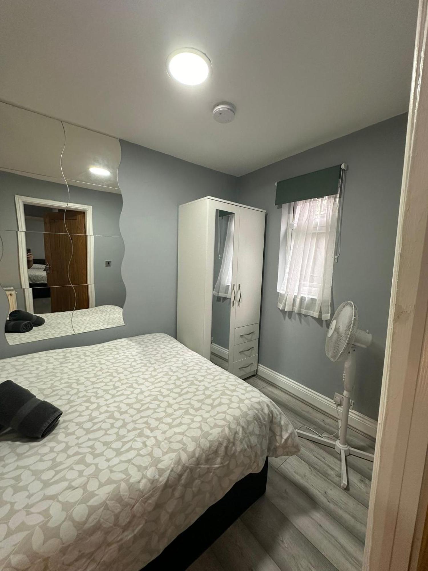 Central London - Ground Floor 2 Bedrooms Apartment Εξωτερικό φωτογραφία